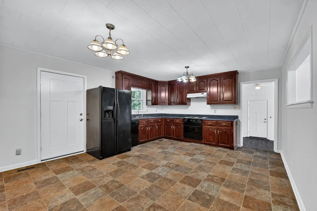 140 Simmons Circle Fayetteville TN 37334