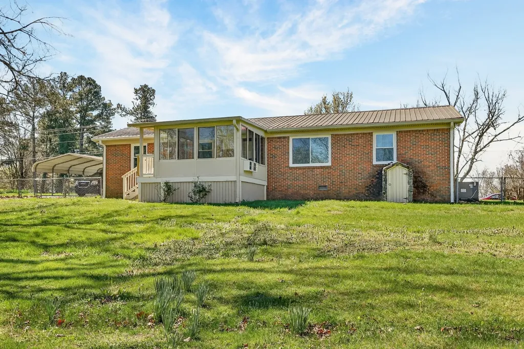 140 Simmons Circle Fayetteville TN 37334
