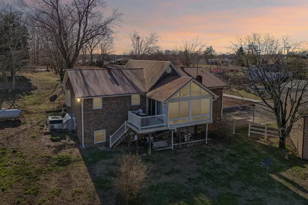 7562 Crow Cut Road Fairview TN 37062