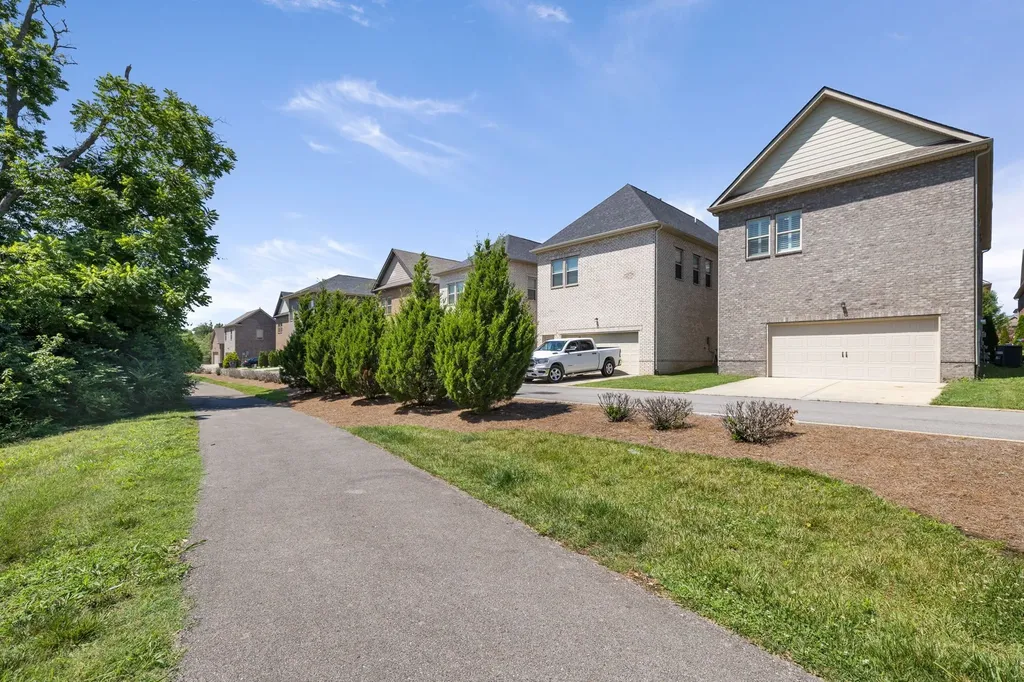 334 Cornelius Way Hendersonville TN 37075