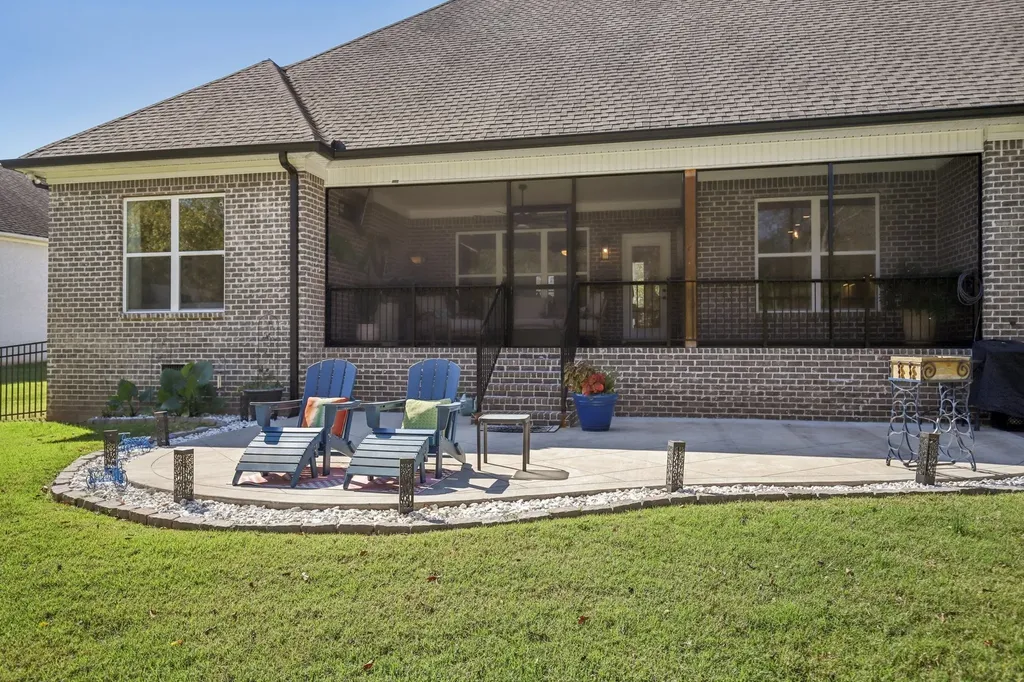 959 Bluejay Way Gallatin TN 37066