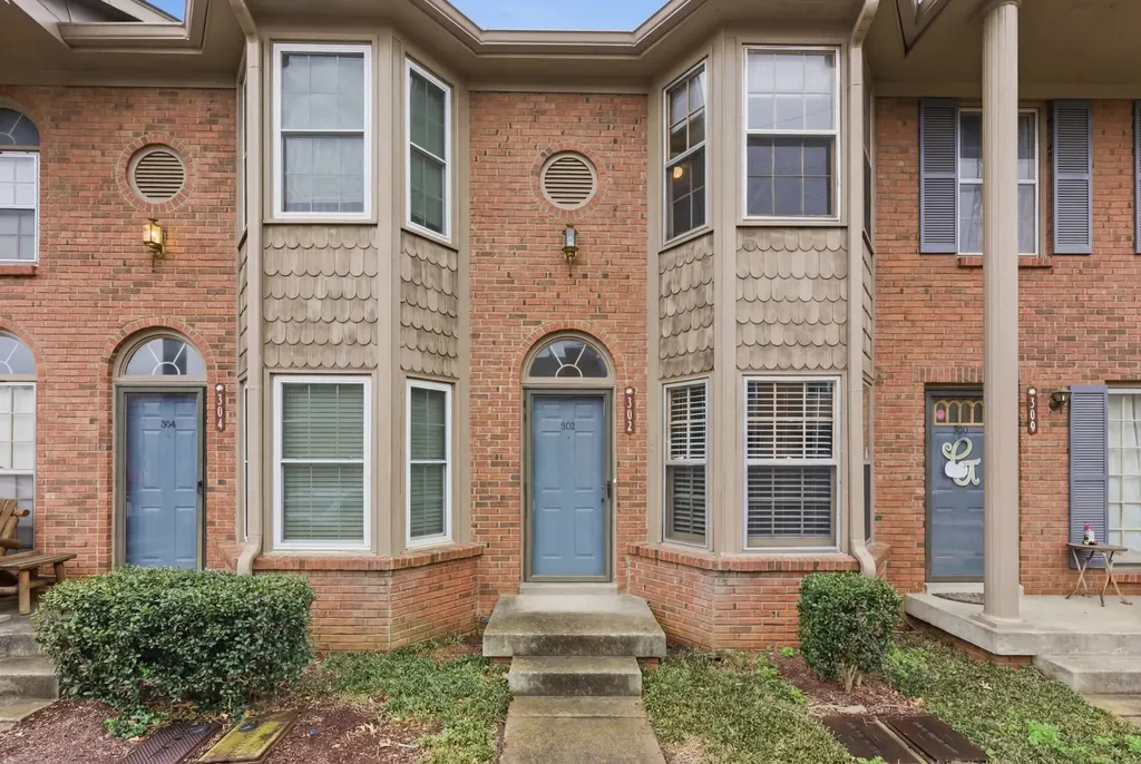 302 Hickory Place Nashville TN 37214