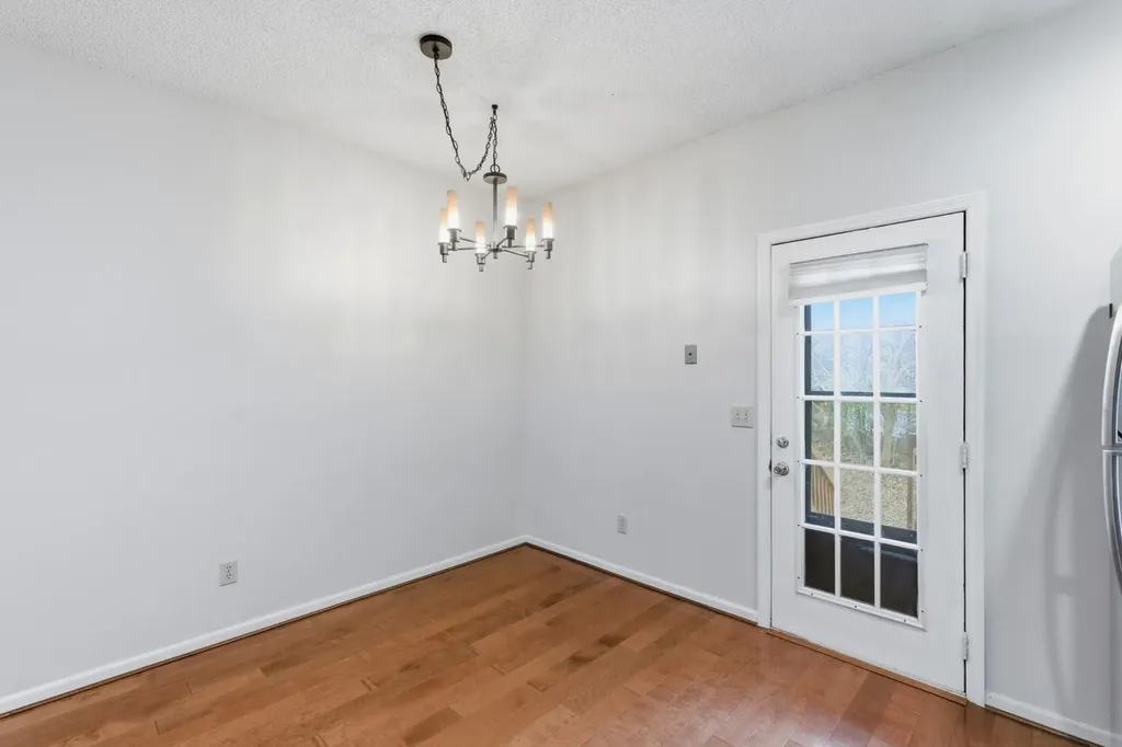 302 Hickory Place Nashville TN 37214
