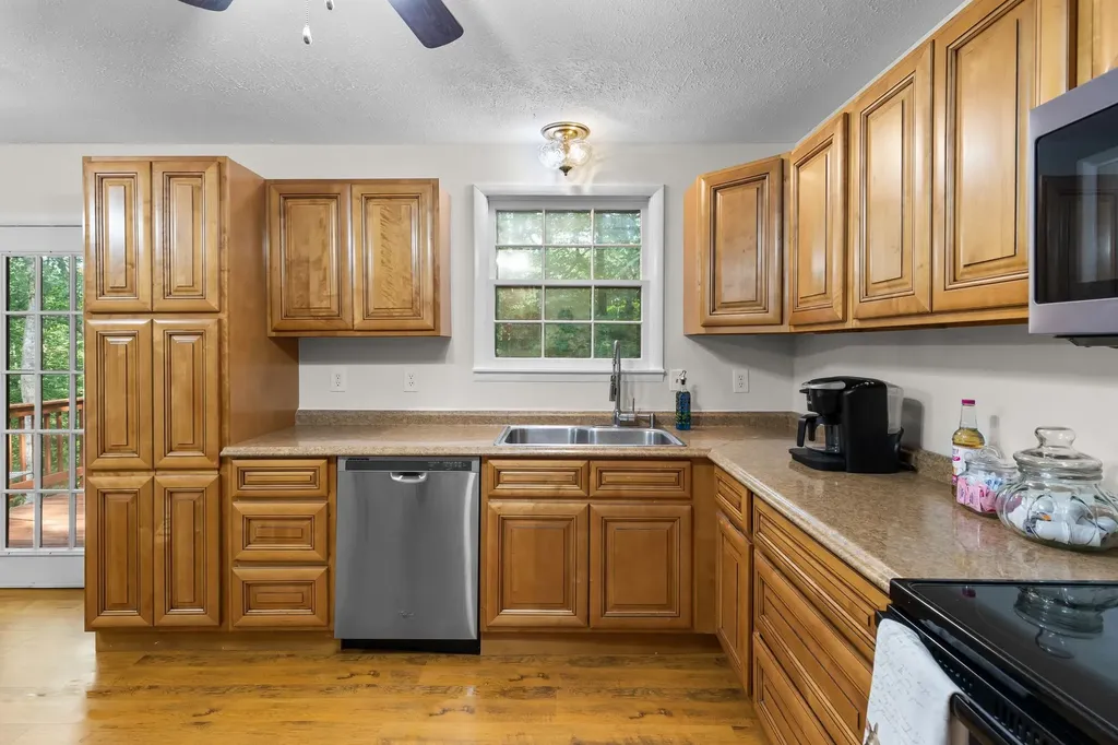 108 Katye Court Ashland City TN 37015