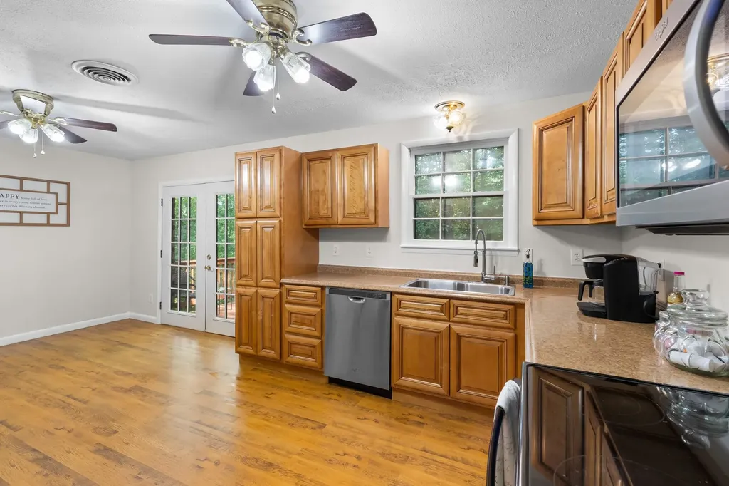 108 Katye Court Ashland City TN 37015