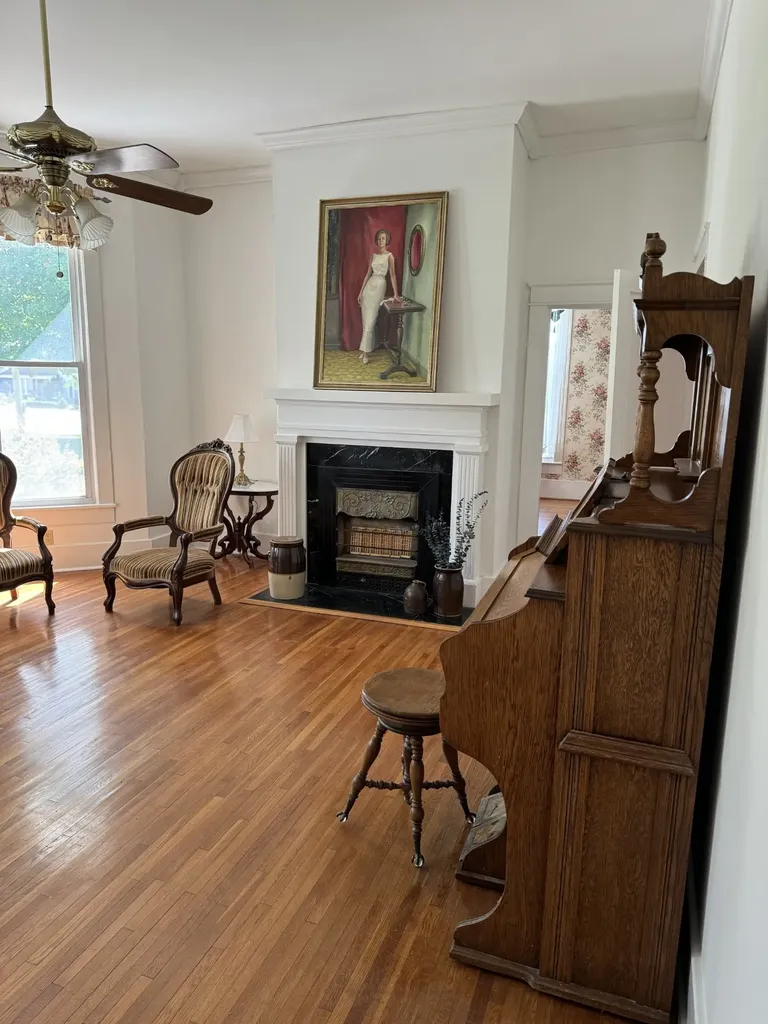 618 Main St, N Carthage TN 37030