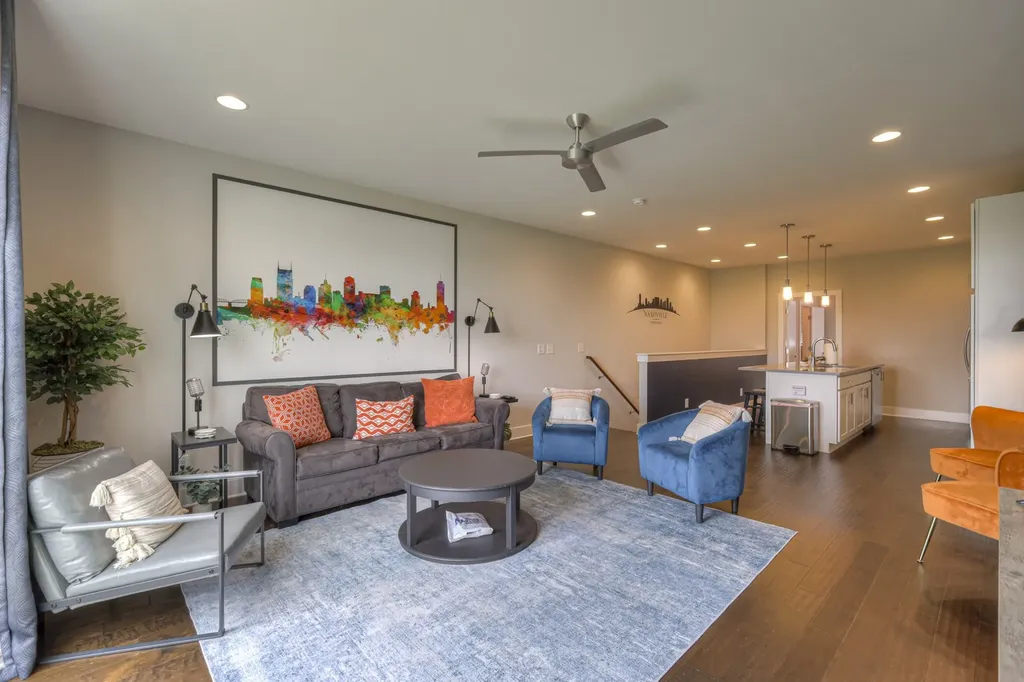 64 Fern Avenue Nashville TN 37207