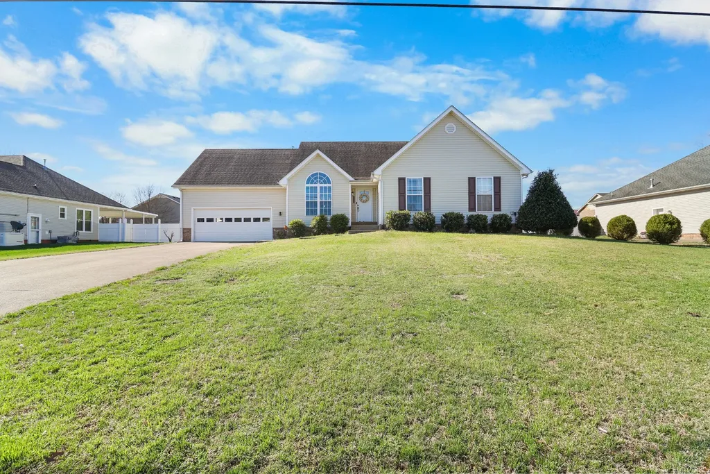 2355 Ellsworth Drive Clarksville TN 37043