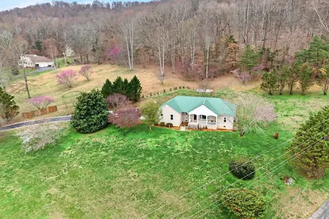 444 Mackie Road Sparta TN 38583