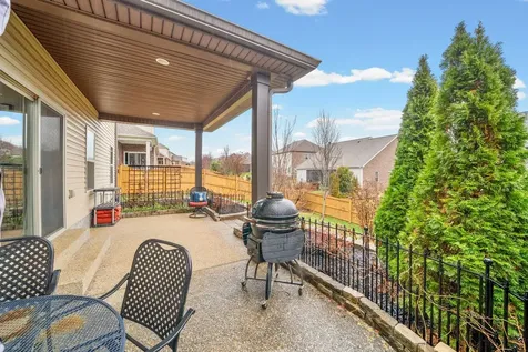 1102 Marys Place Lebanon TN 37090