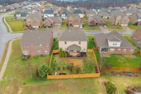 1102 Marys Place Lebanon TN 37090