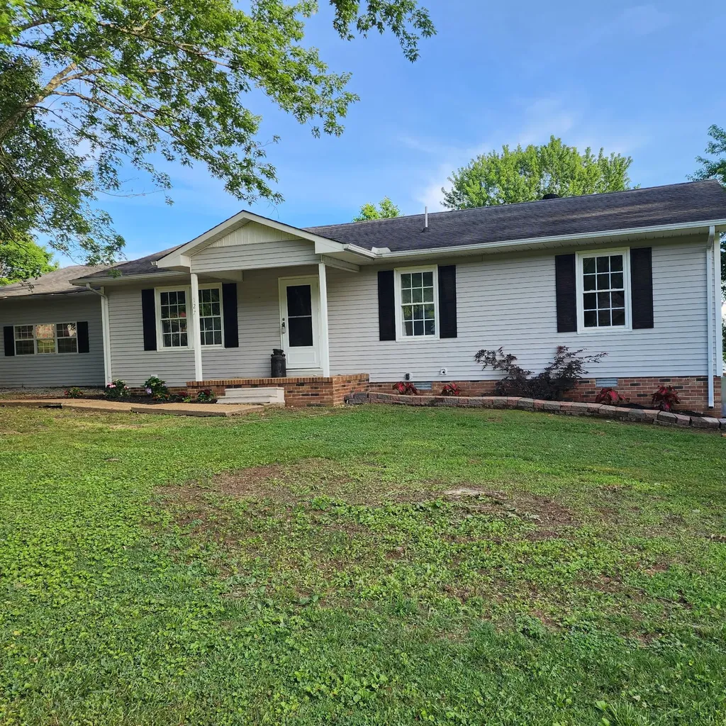 127 Michael Circle Lawrenceburg TN 38464