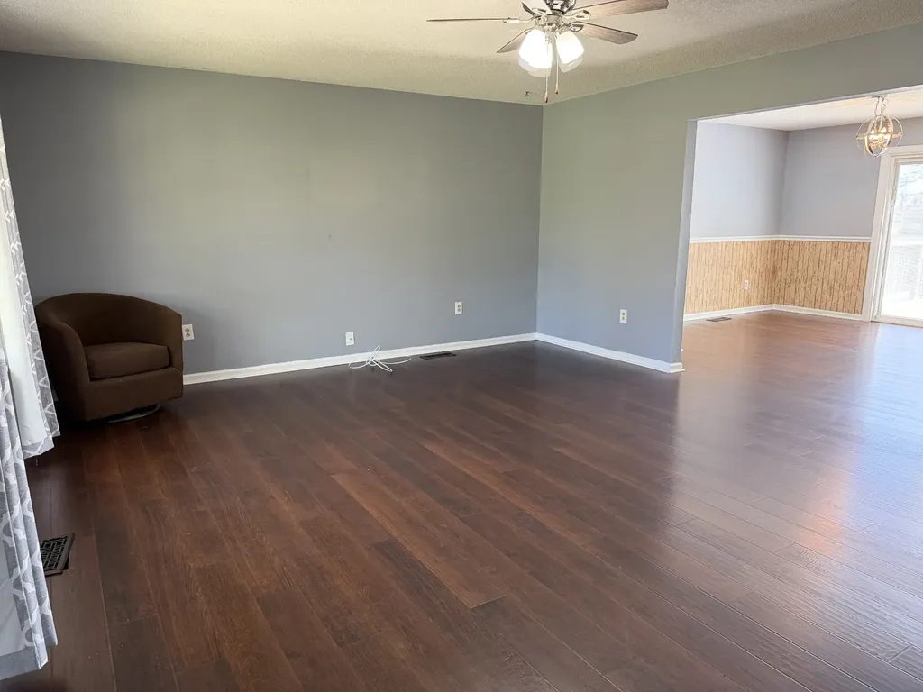 127 Michael Circle Lawrenceburg TN 38464