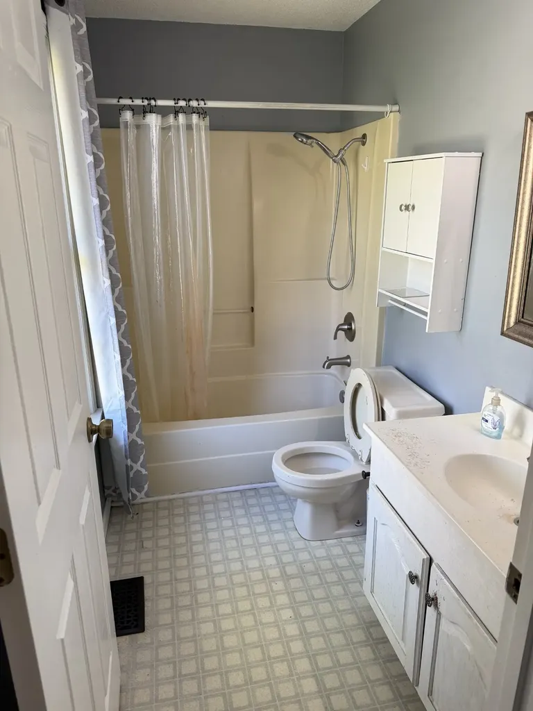 127 Michael Circle Lawrenceburg TN 38464