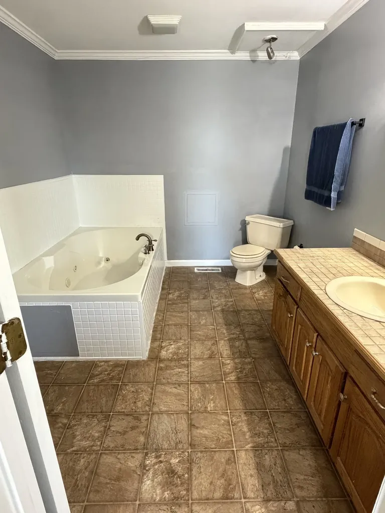 127 Michael Circle Lawrenceburg TN 38464