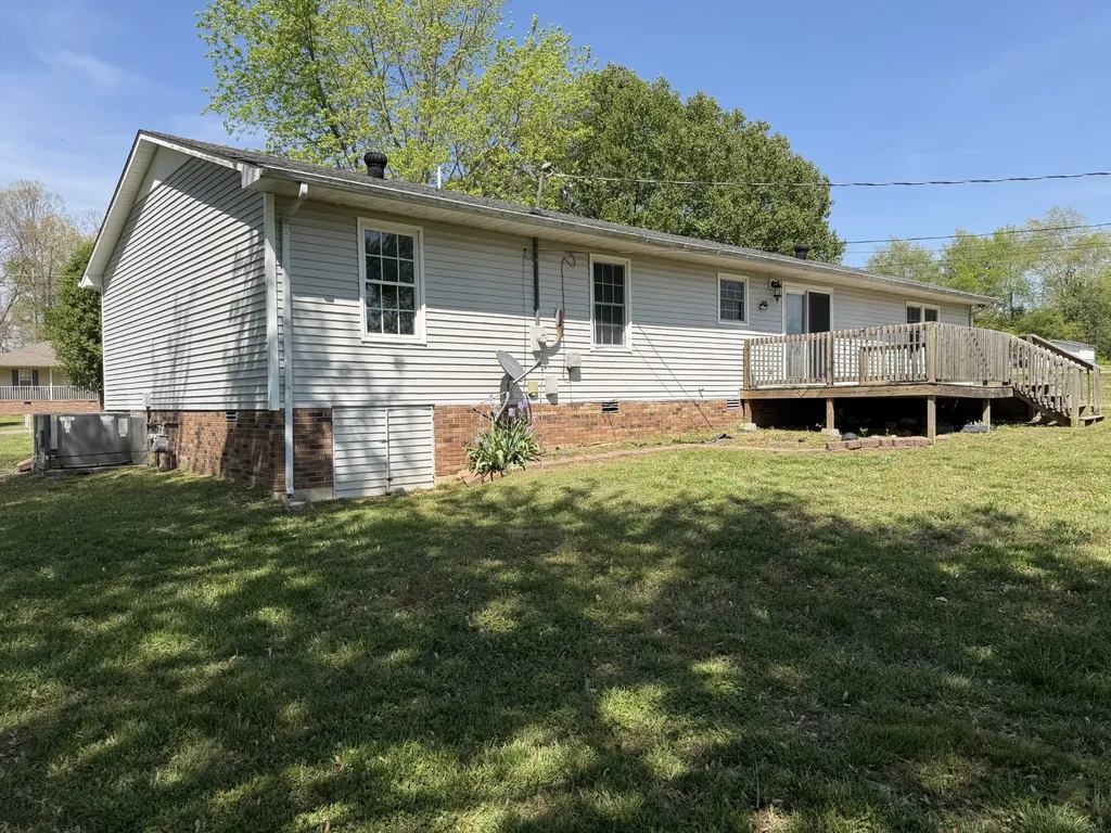 127 Michael Circle Lawrenceburg TN 38464