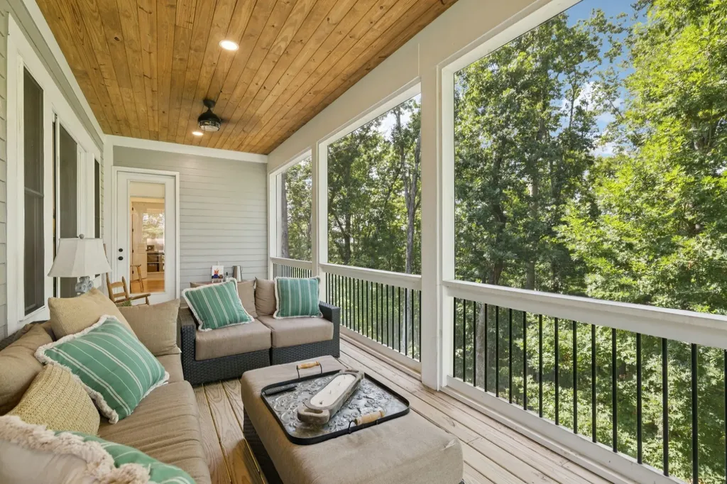 1556 Heller Ridge Spring Hill TN 37174