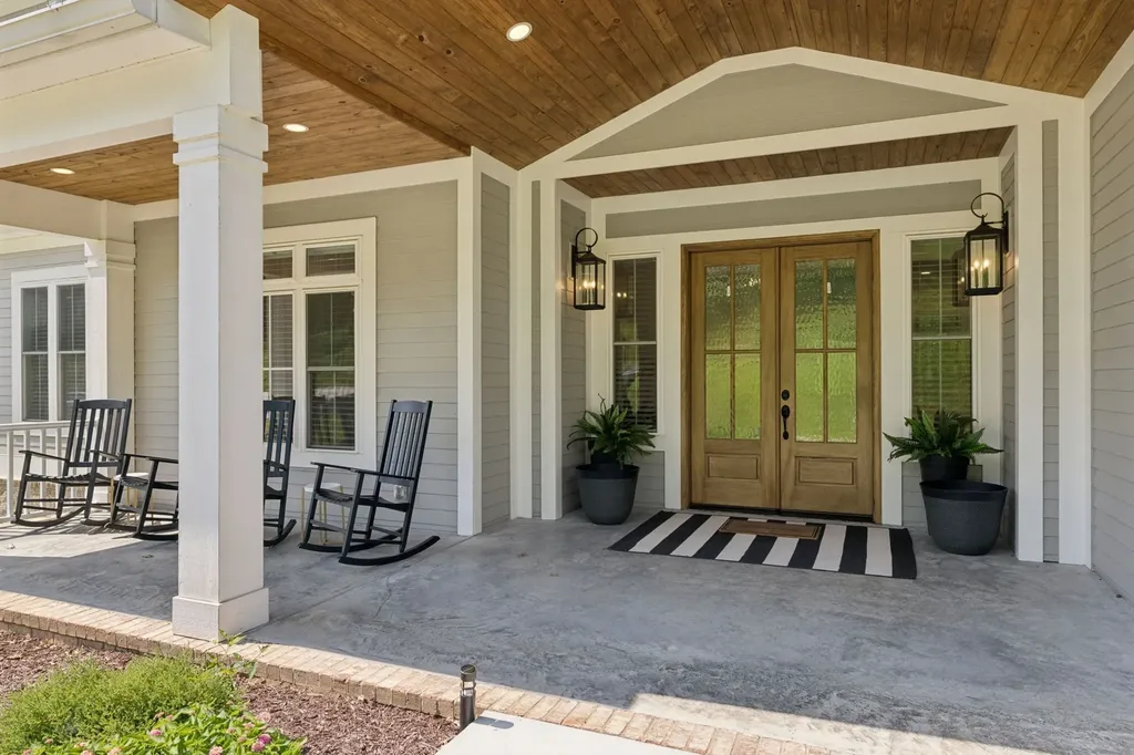 1556 Heller Ridge Spring Hill TN 37174