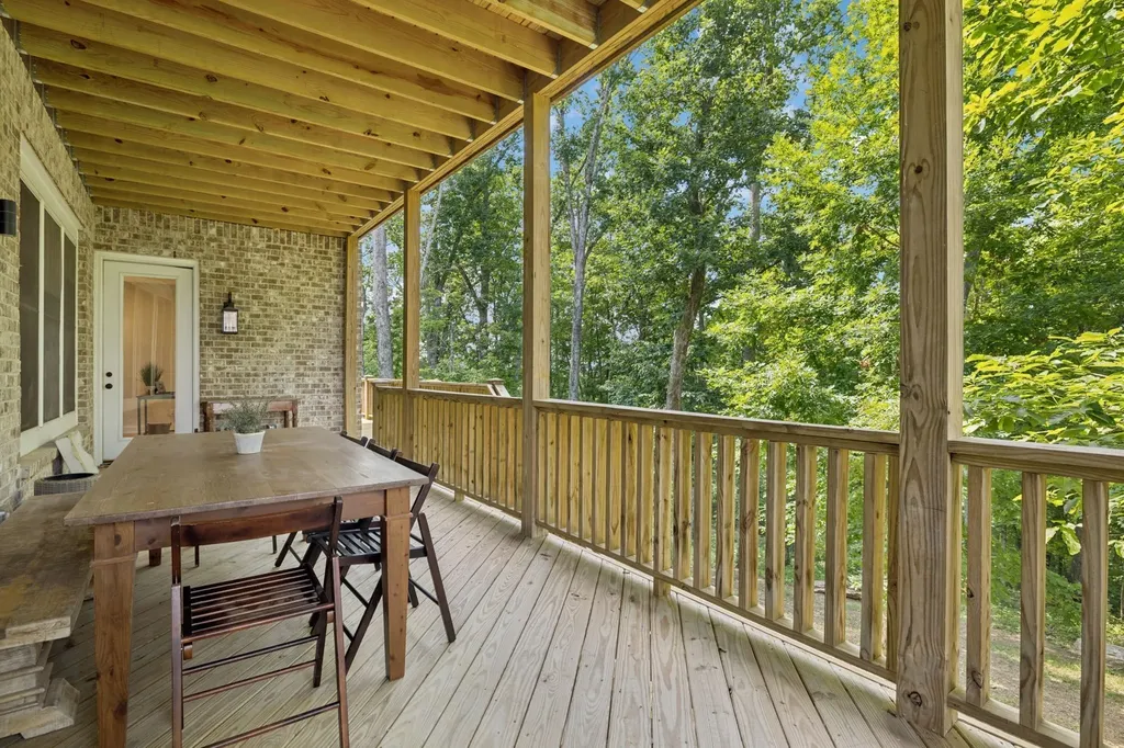 1556 Heller Ridge Spring Hill TN 37174