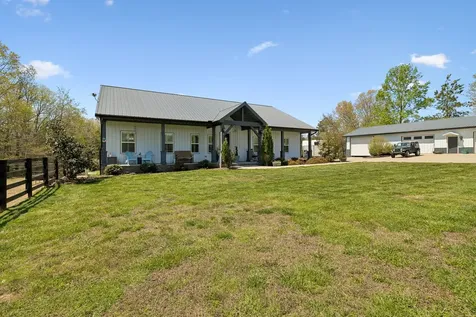 3010 Spencer Mill Road Bon Aqua TN 37025
