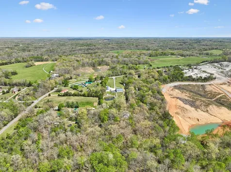 3010 Spencer Mill Road Bon Aqua TN 37025