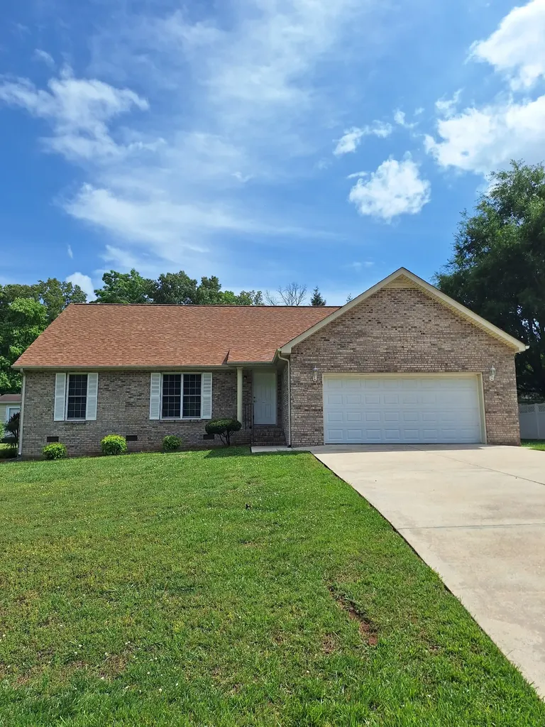 38 Murray Lake Drive Winchester TN 37398