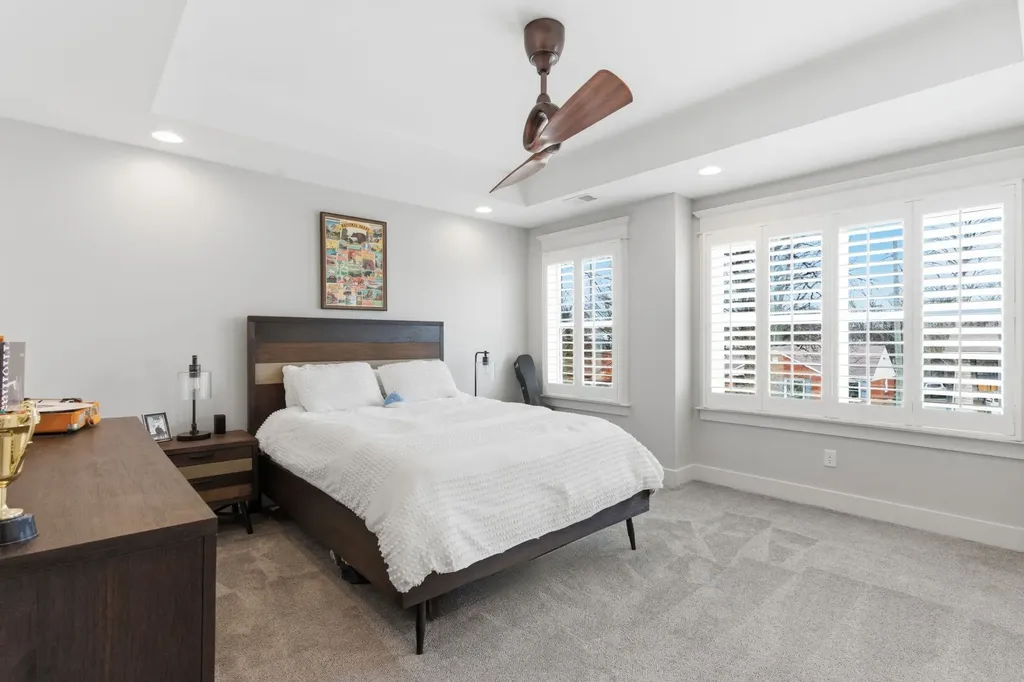 1034 Burchwood Avenue Nashville TN 37216