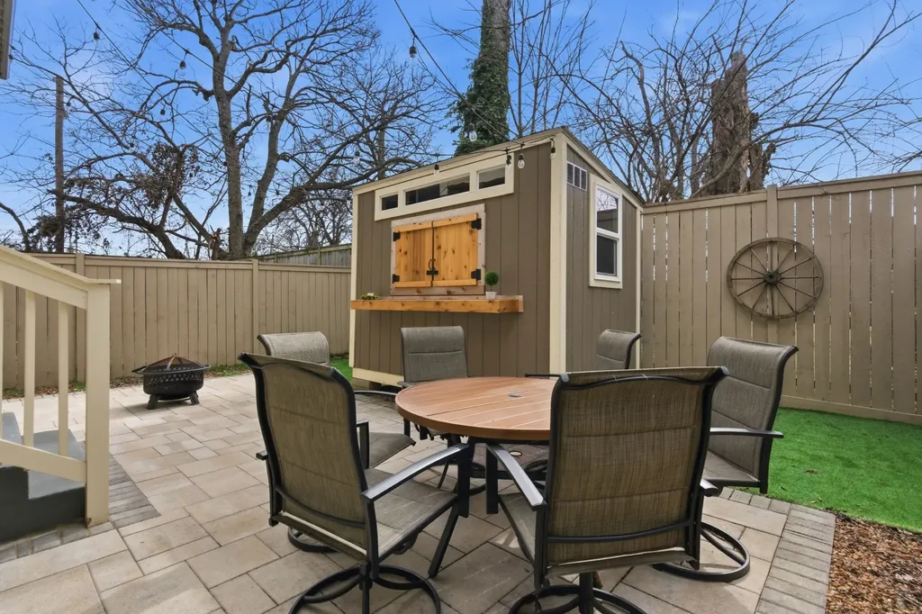 1034 Burchwood Avenue Nashville TN 37216