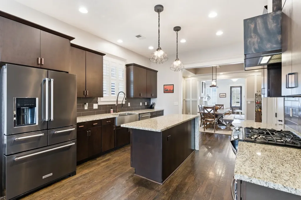 1034 Burchwood Avenue Nashville TN 37216