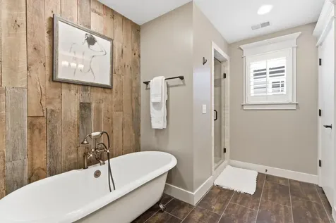 1034 Burchwood Avenue Nashville TN 37216