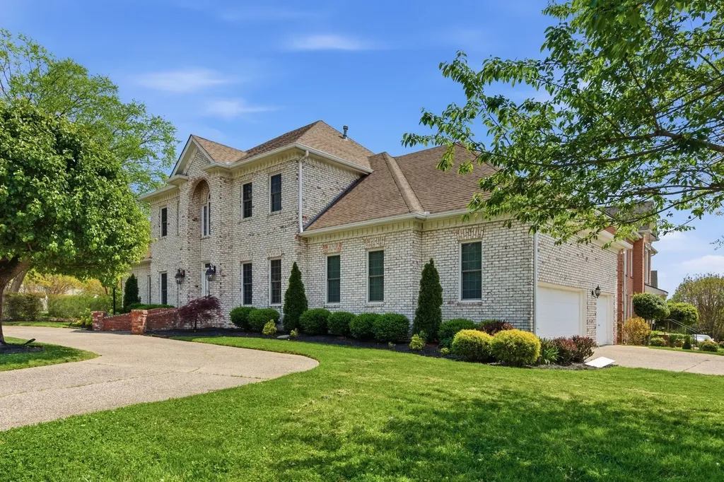 104 Blue Ridge Trace Hendersonville TN 37075