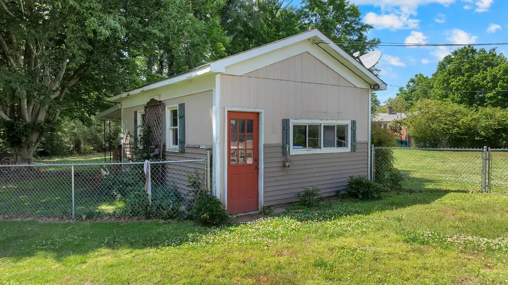780 Hull Avenue Lewisburg TN 37091
