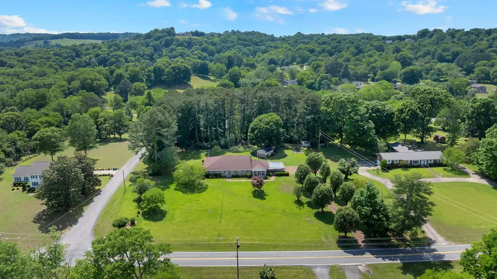 780 Hull Avenue Lewisburg TN 37091