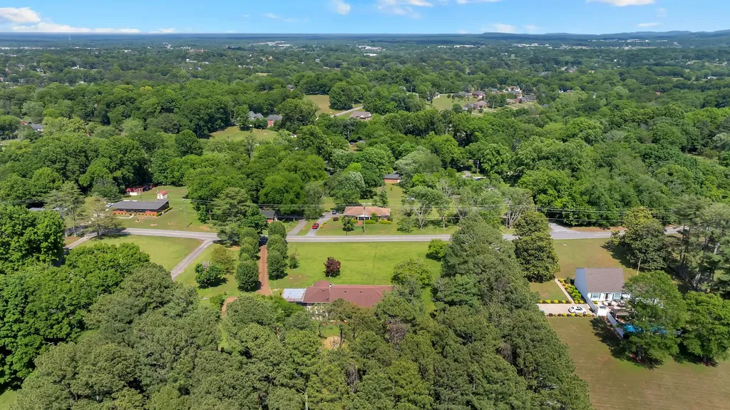 780 Hull Avenue Lewisburg TN 37091