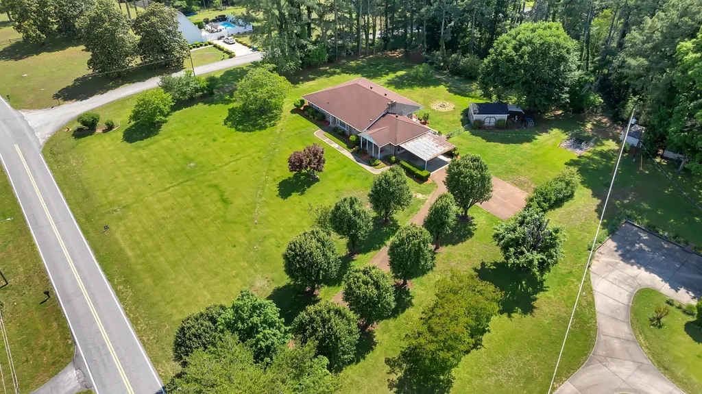 780 Hull Avenue Lewisburg TN 37091