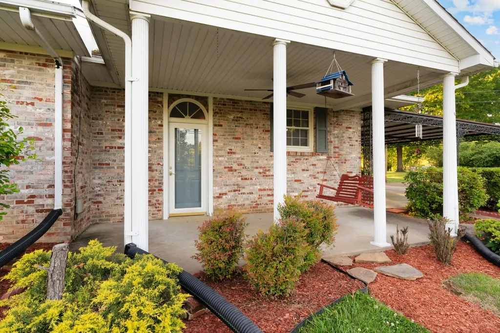 780 Hull Avenue Lewisburg TN 37091