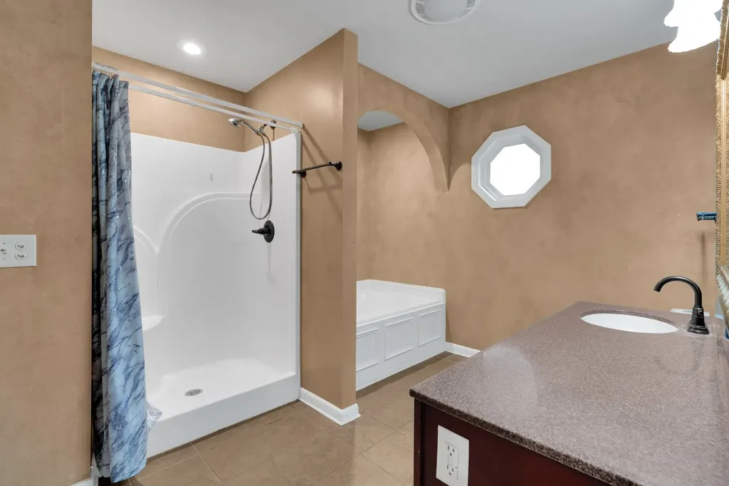 780 Hull Avenue Lewisburg TN 37091