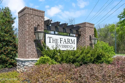 2013 Farm Boulevard Sevierville TN 37876