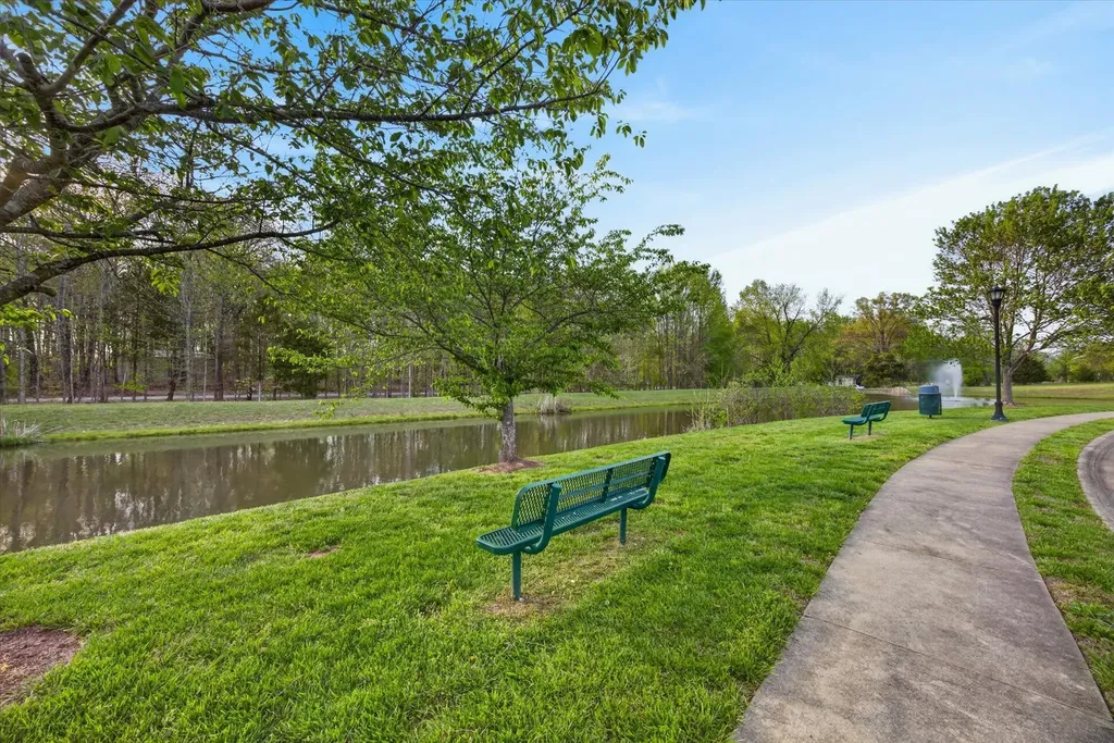 1014 Willow Circle Clarksville TN 37043