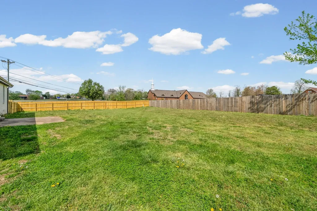 341 Cunningham Lane Clarksville TN 37042