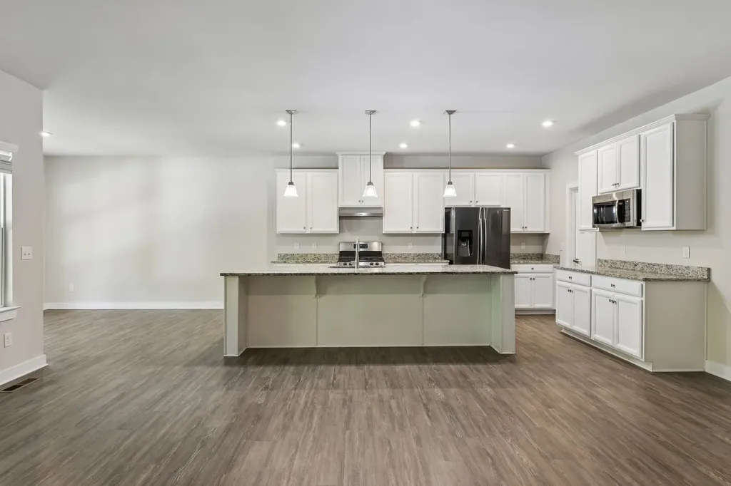 3404 Woodcrest Court Columbia TN 38401
