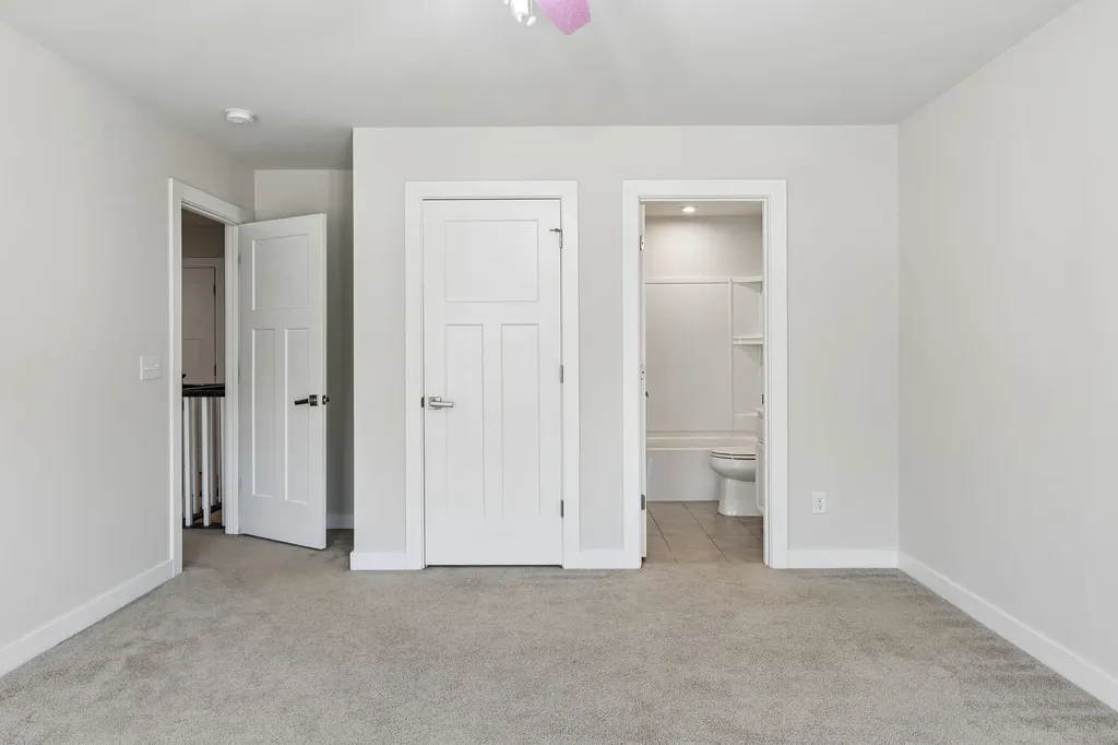 3404 Woodcrest Court Columbia TN 38401