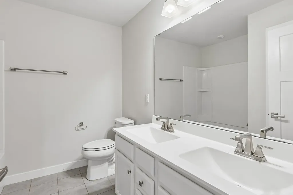 3404 Woodcrest Court Columbia TN 38401