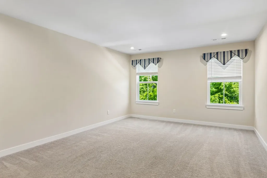 3404 Woodcrest Court Columbia TN 38401