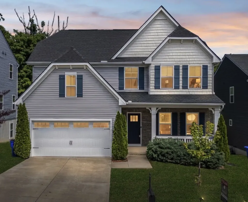3404 Woodcrest Court Columbia TN 38401