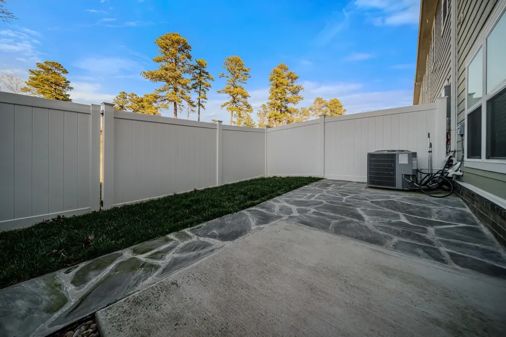 307 Masters Way Dickson TN 37055