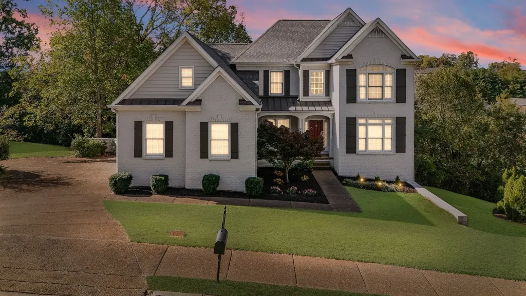 6040 Woodland Hills Drive Nashville TN 37211