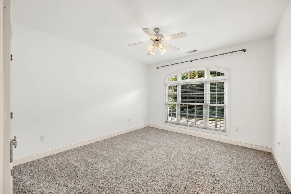 6040 Woodland Hills Drive Nashville TN 37211