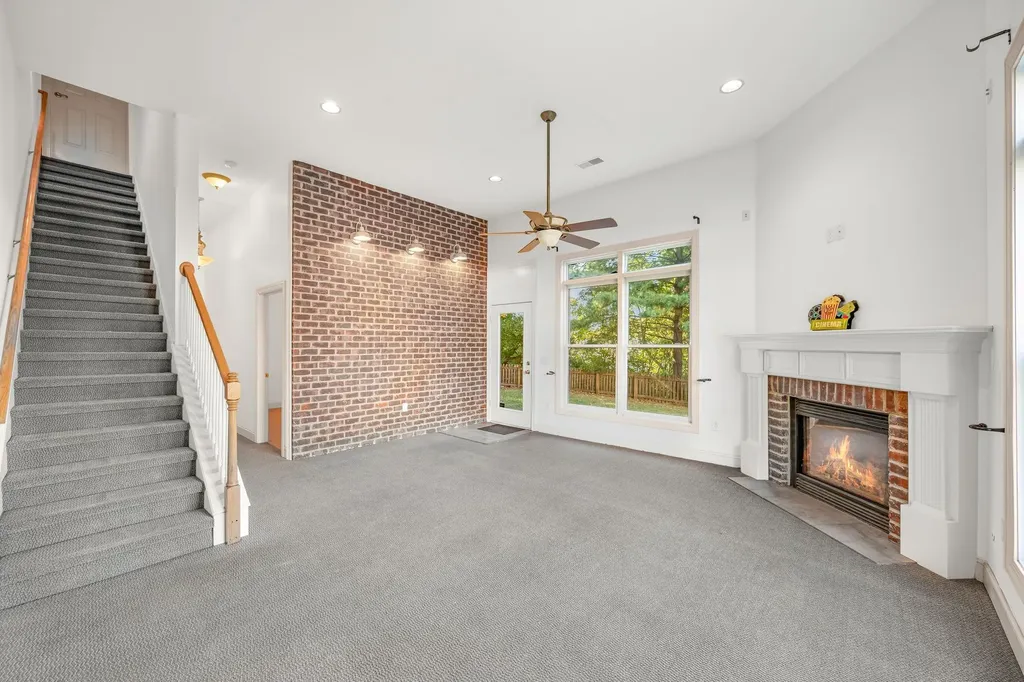 6040 Woodland Hills Drive Nashville TN 37211