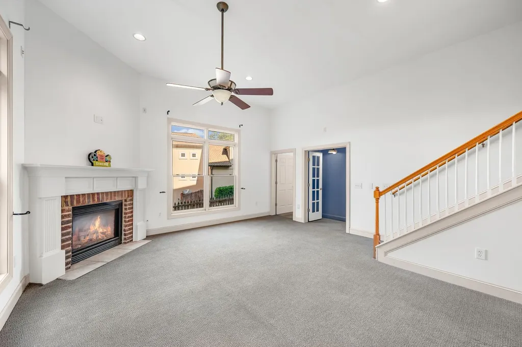 6040 Woodland Hills Drive Nashville TN 37211